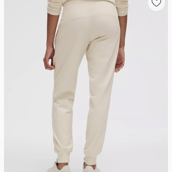 Lululemon Dance Studio Mid-Rise Jogger Lined Full Length- Bone Ivory size 10 - Picture 2 of 9